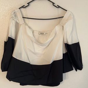 OFF SHOULDER BLOUSE